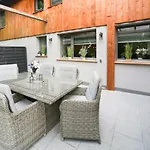 Lejlighed Erholsame Auszeit Auf Ca 100 Qm In Idylischer Lage Mit Grosser Terrasse *