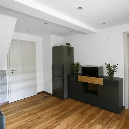 Erholsame Auszeit Auf Ca 100 Qm In Idylischer Lage Mit Großer Terrasse Apartment