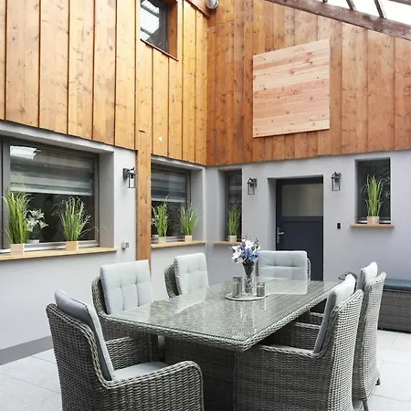 Apartment Erholsame Auszeit Auf Ca 100 Qm In Idylischer Lage Mit Großer Terrasse